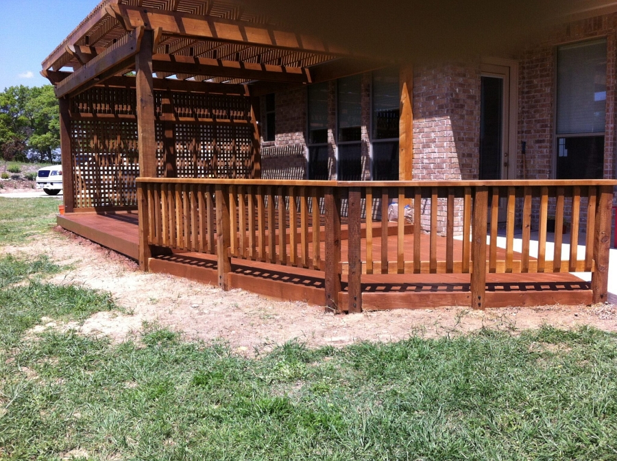 Pergola and deck construction by Texstone Homes